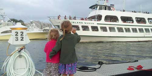 Children Waving - Island Queen - Falmouth, MA