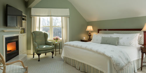 Room #25 with Fireplace 500x250 - Harbor Light Inn - Marblehead, MA