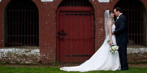 Wedding Red Door 500x250 - Harbor Light Inn - Marblehead, MA - Photo Credit Melissa Coe