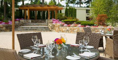 boston romantic massachusetts ma getaways bedford glen doubletree getaway weekend hilton