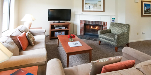 Living Area - Brewster Green - Brewster, MA