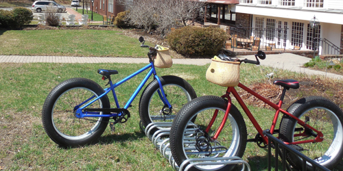 Deerfield Inn Carriage House & Bikes - Distinctive Inns of New England